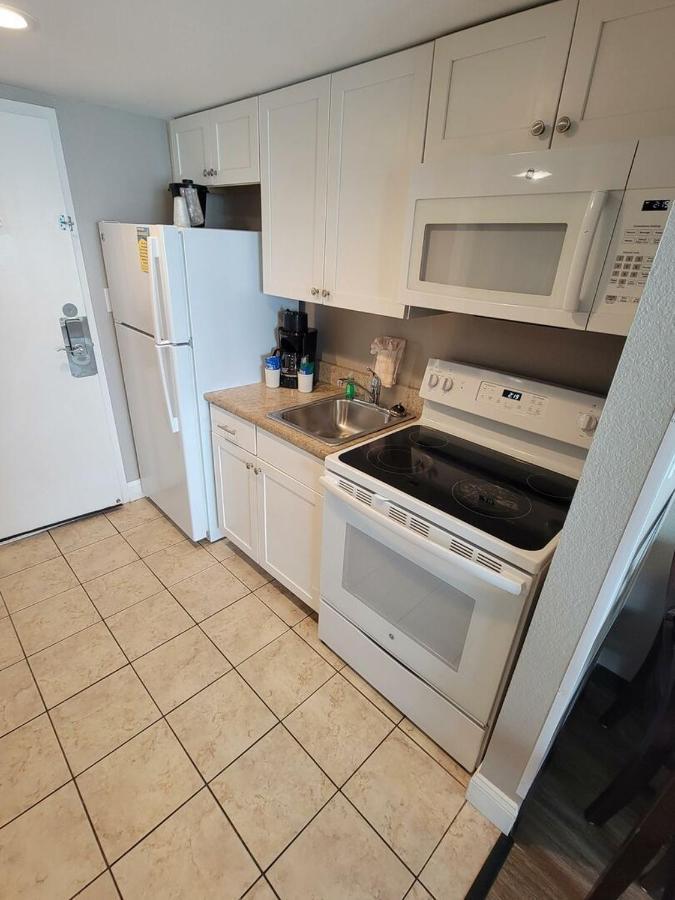 Direct Oceanfront Suite Caravelle Resort 615 Sleeps 4 Guests Myrtle Beach Bagian luar foto